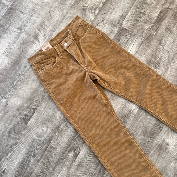 NWT Levi’s 314 Shaping Straight Cords - Picture 1 of 4
